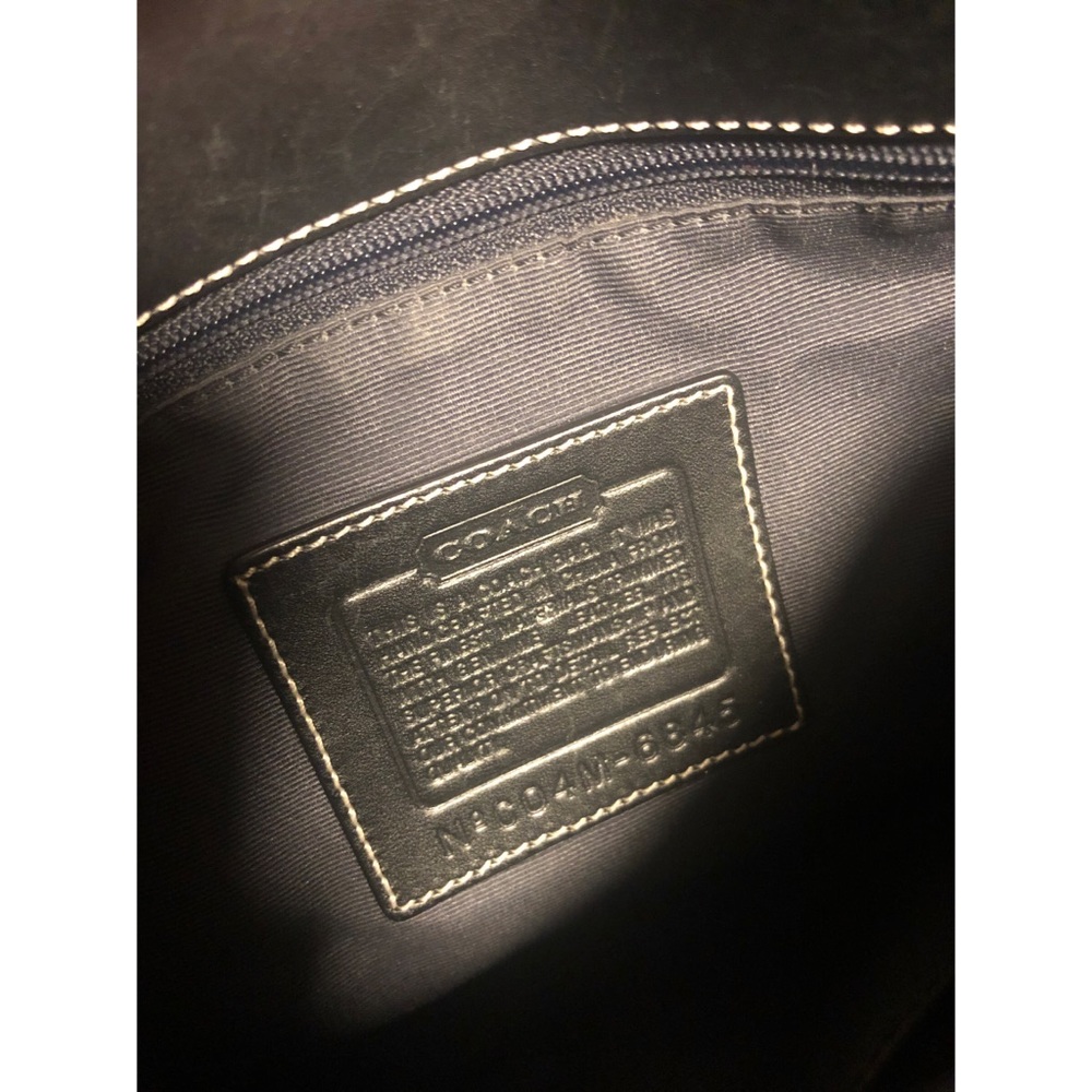 COACH monogram shoulder bag - Picture 8 of 10